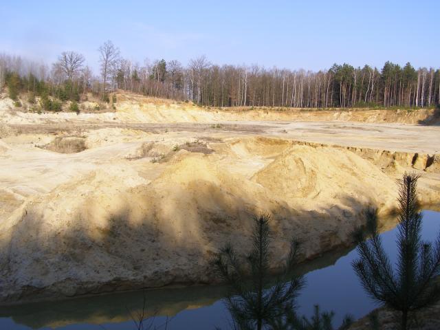 Pískovna v Holi